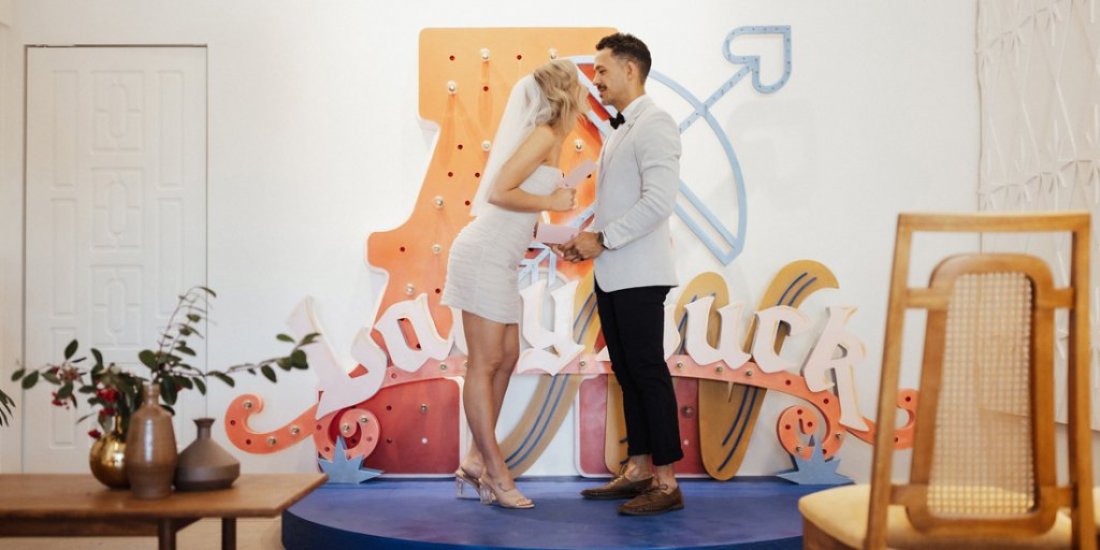 Viva (Bris) Vegas – get hitched at Brisbane’s first ever Vegas-inspired micro-wedding venue