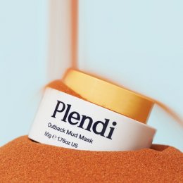 Turn your back on bacne with Plendi's Outback Mud Mask