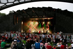 Mayor’s Christmas Carols presented by Village Roadshow Theme Parks