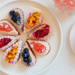 Pop your pinky at The Langham, Gold Coast for the Veuve Clicquot Rosé Afternoon Tea