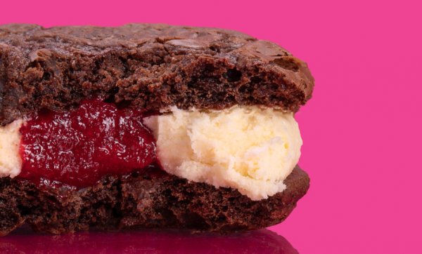 The iconic Butterbing brownie-cookie sandwiches are back – here's where to find them