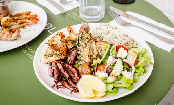 From the ocean to The Oxley – Sunkist Eatery unveils a fresh new seafood focus and extended hours