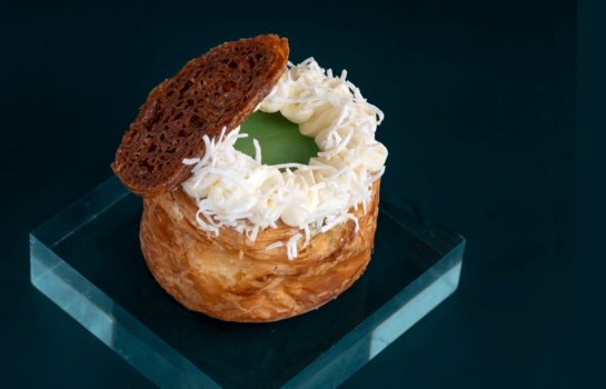 Move over pain au chocolat – the new Dipcro dessert has croissant lovers going crazy