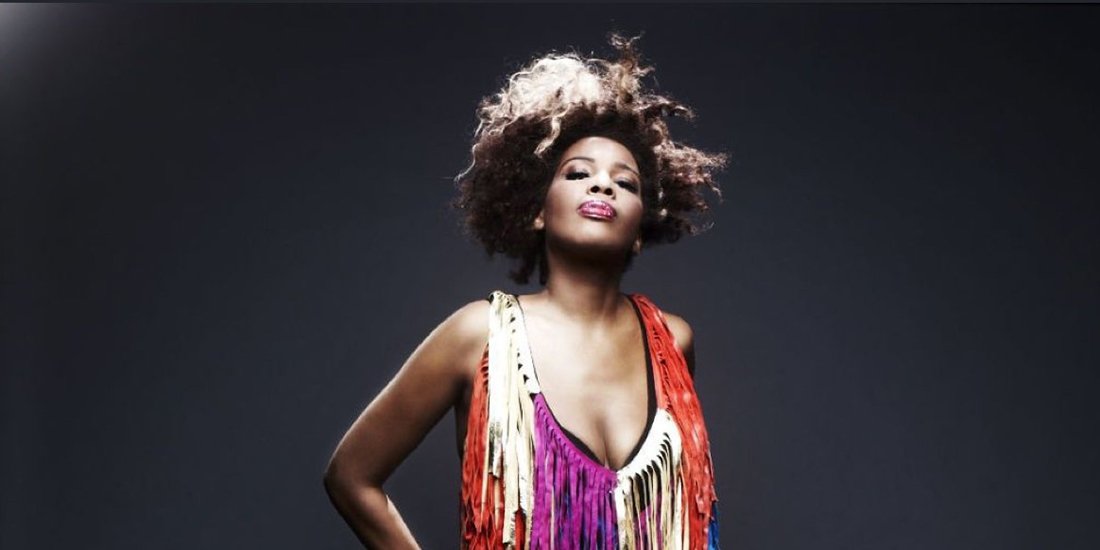 My world crumbles when you are not near – win one of five double passes to Macy Gray’s 25th Anniversary Tour