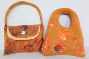 Felt your own handbag workshop in Mudgeeraba